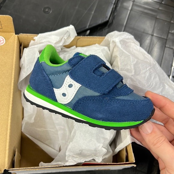 SAUCONY Baby Jazz Double Strap kids Sneakers NWT size 4 - Picture 1 of 5